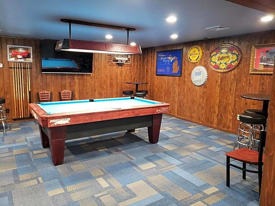 Sunset Motel of St. Ignace