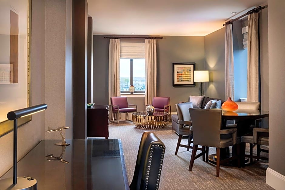 Renaissance Providence Downtown Hotel