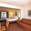 La Quinta Inn & Suites by Wyndham Garden City