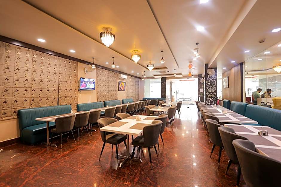 Hotel Krishnam Vrindavan – Near Banke Bihari Temple