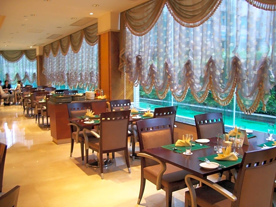 Grand International Hotel