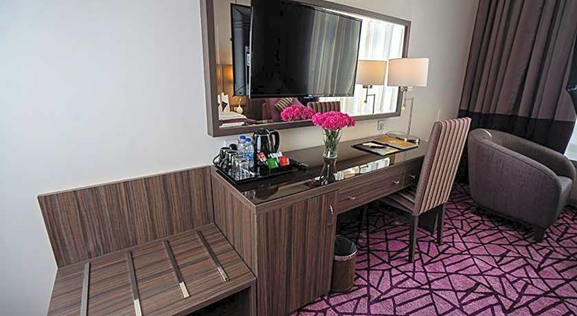 Aquila Hotel