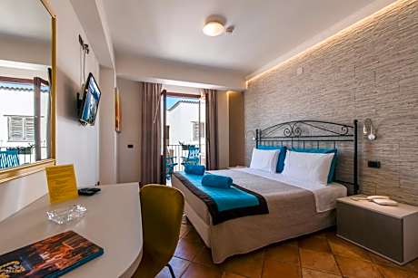 Double or Twin Room with Balcony