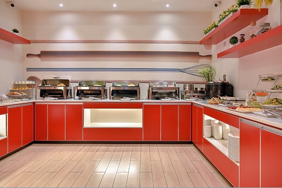 ibis Xi'an North Railway Station