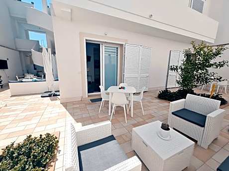 Quadruple Room with Private Bathroom