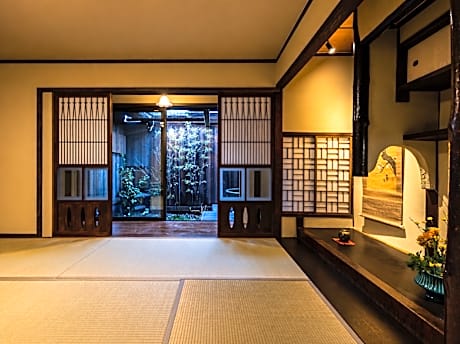 Kyoto Aya Guest House