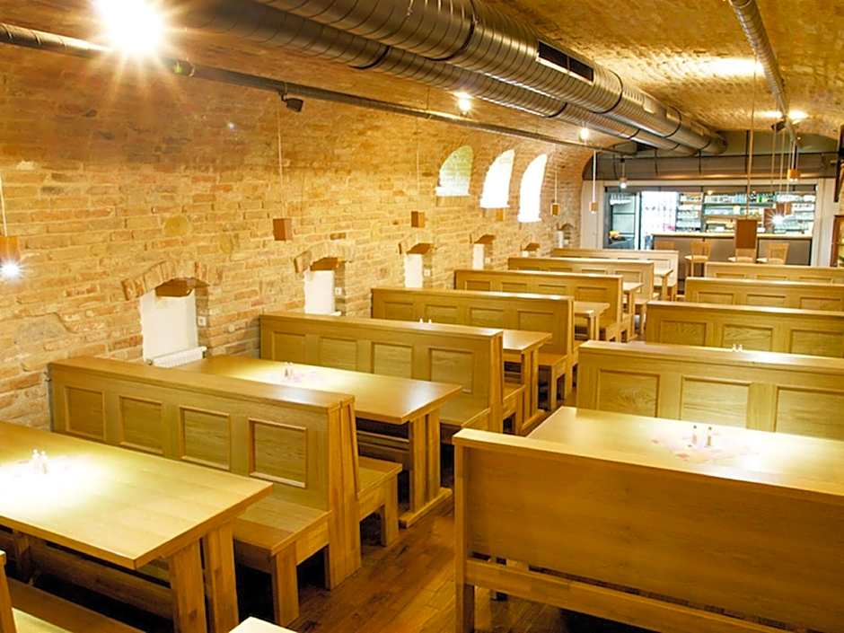 Hotel Vinař - Bed & Breakfast