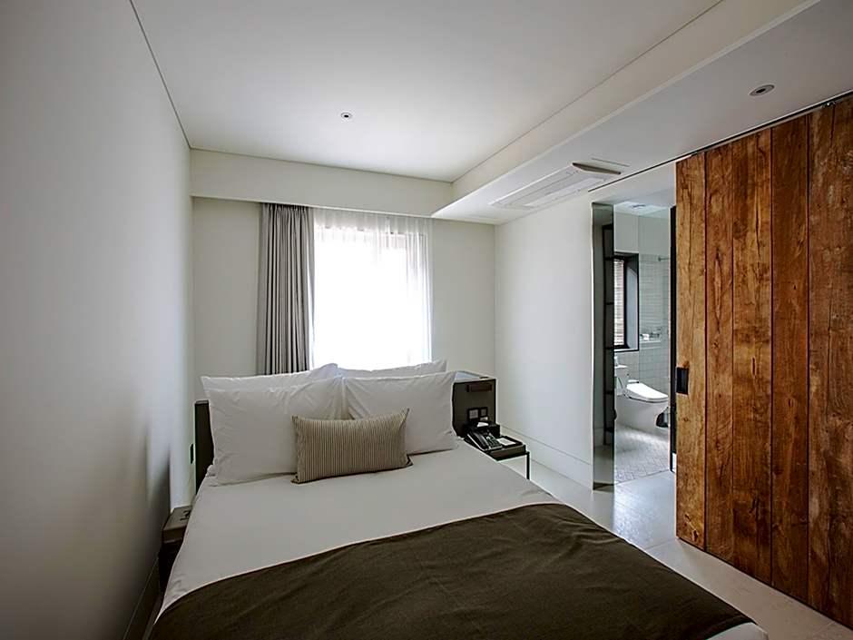 Photo 1 of 5 of Superior 2 Beds