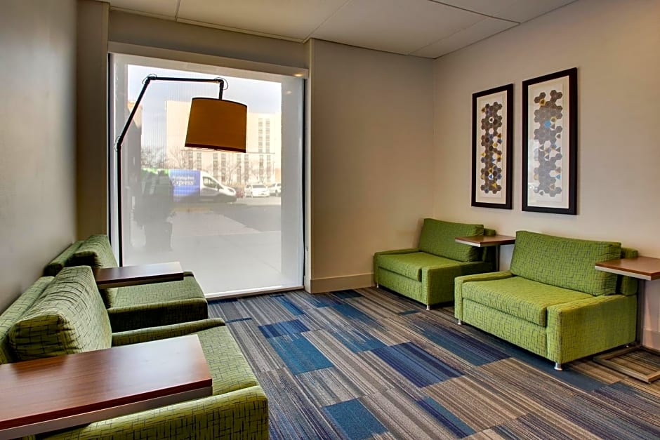 Holiday Inn Express Baltimore-Bwi Airport West