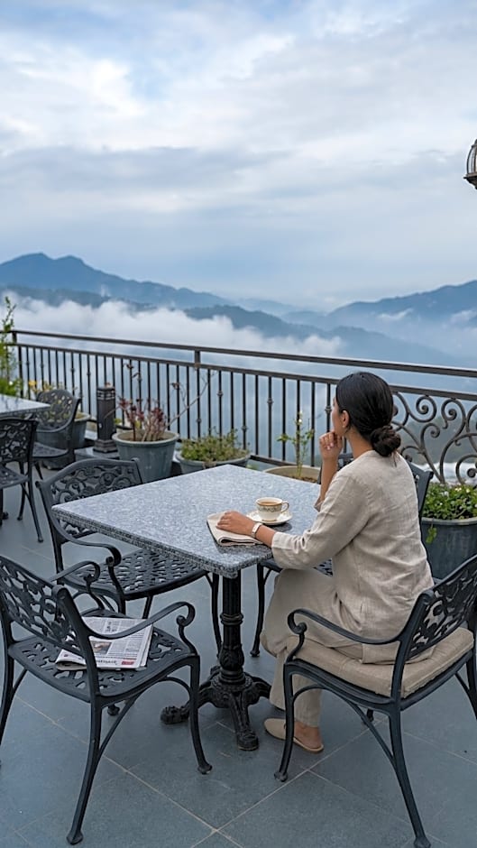 Chail Residency