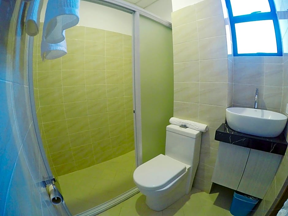 Golden Gate Suites