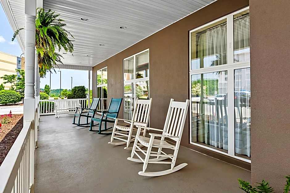 Country Inn & Suites by Radisson, Princeton, WV