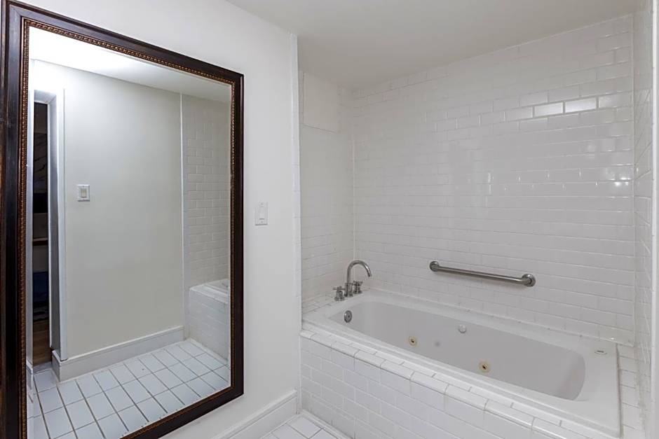 Metro Points Hotel Washington North