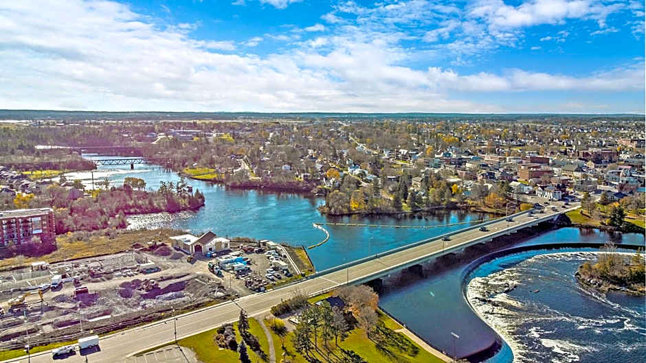 Ramada by Wyndham Arnprior