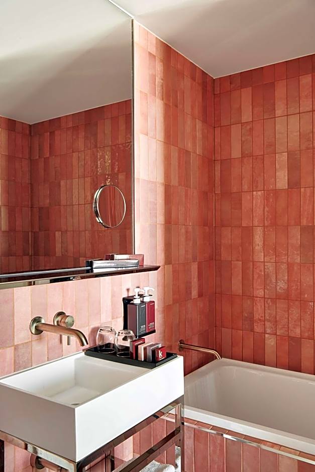 Quincy Hotel Melbourne