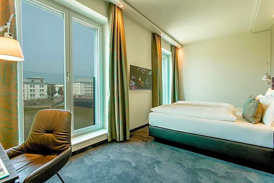 Motel One Salzburg-Mirabell