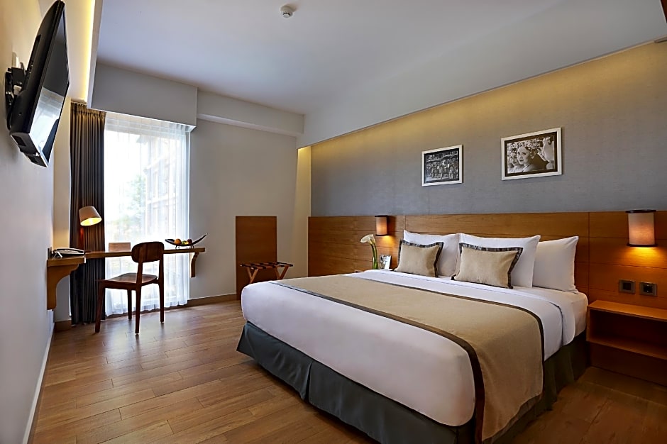 Golden Tulip Essential Denpasar Hotel