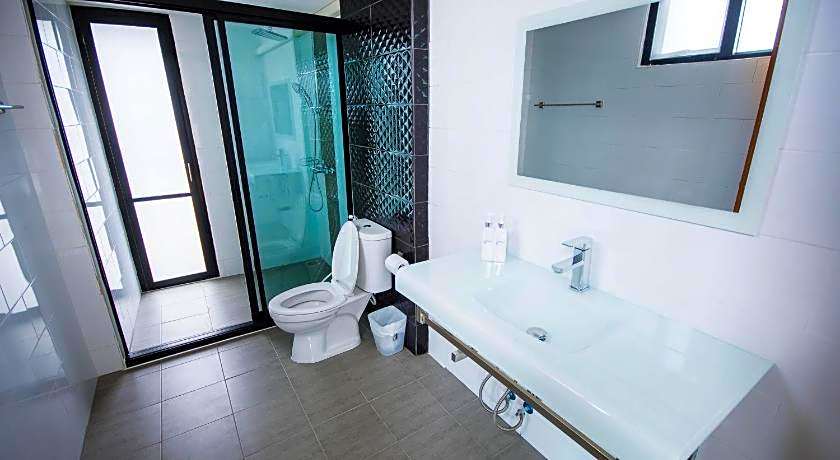 The LogBook room and cafe'