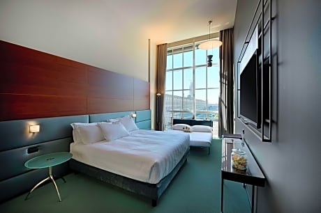 Queen Guest Room With Sofa