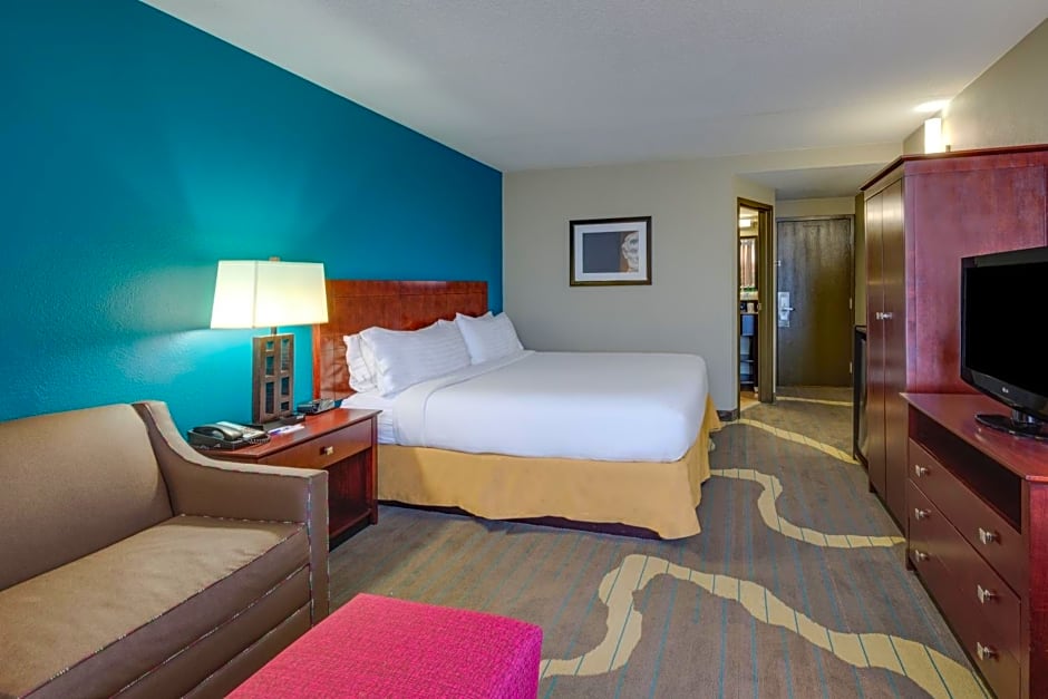 Holiday Inn Express Washington DC East- Andrews AFB By IHG