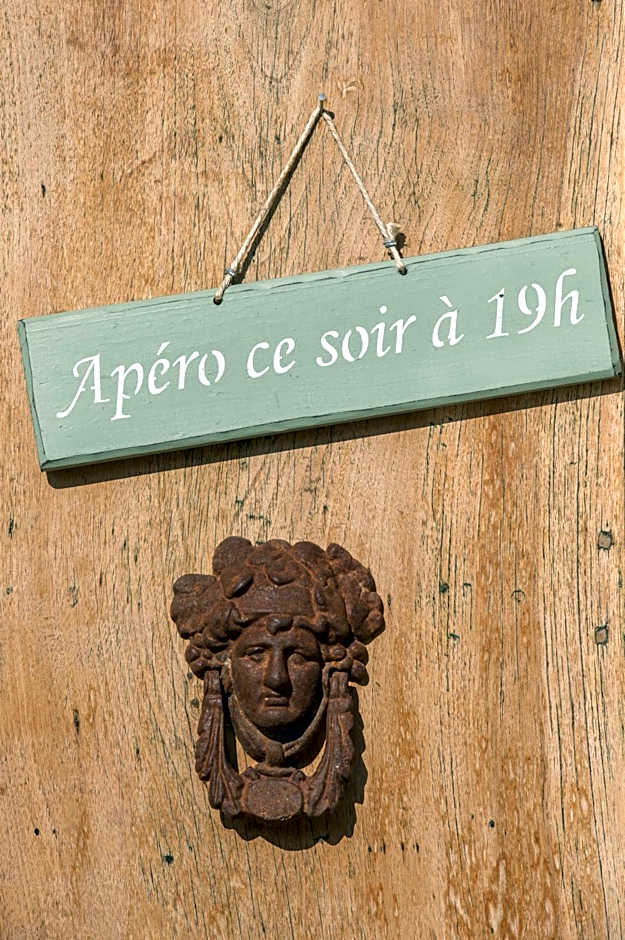 Les Carmes and spa