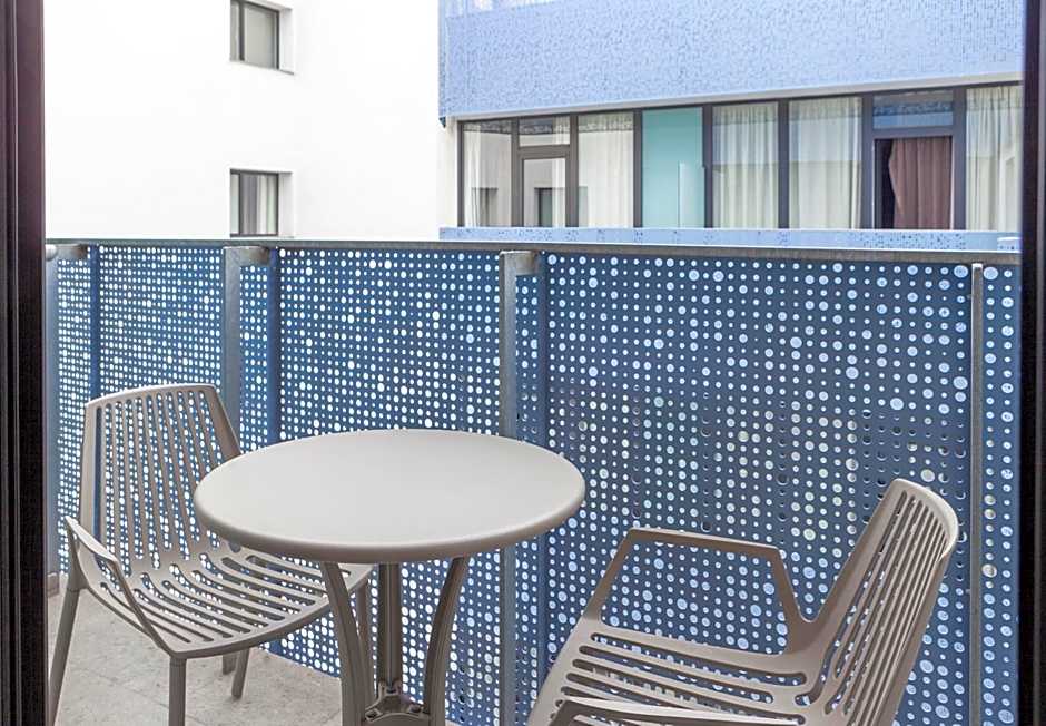Hotel Macia Sevilla Kubb