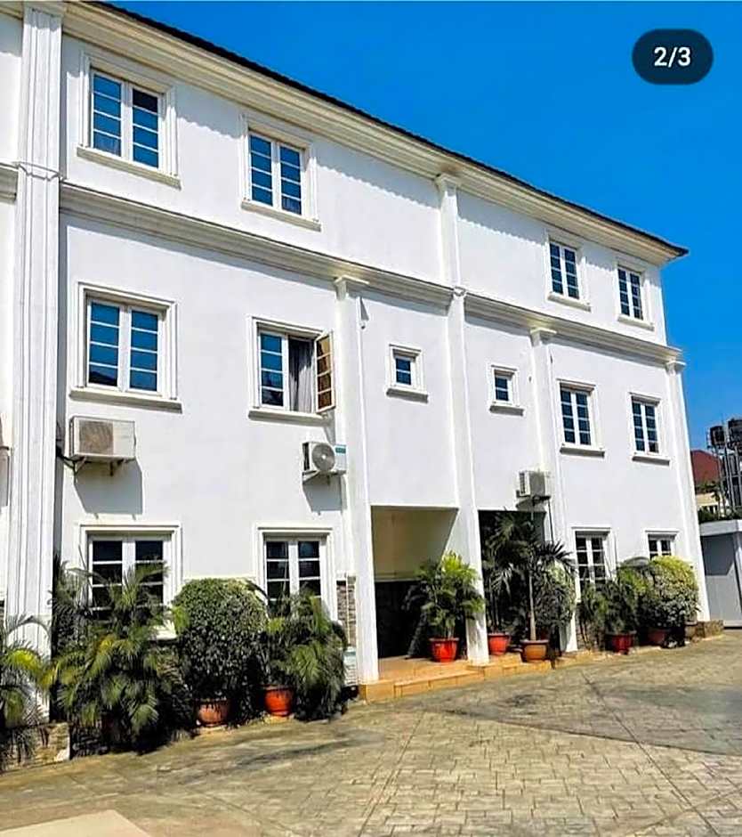 Tranquil Mews Hotel