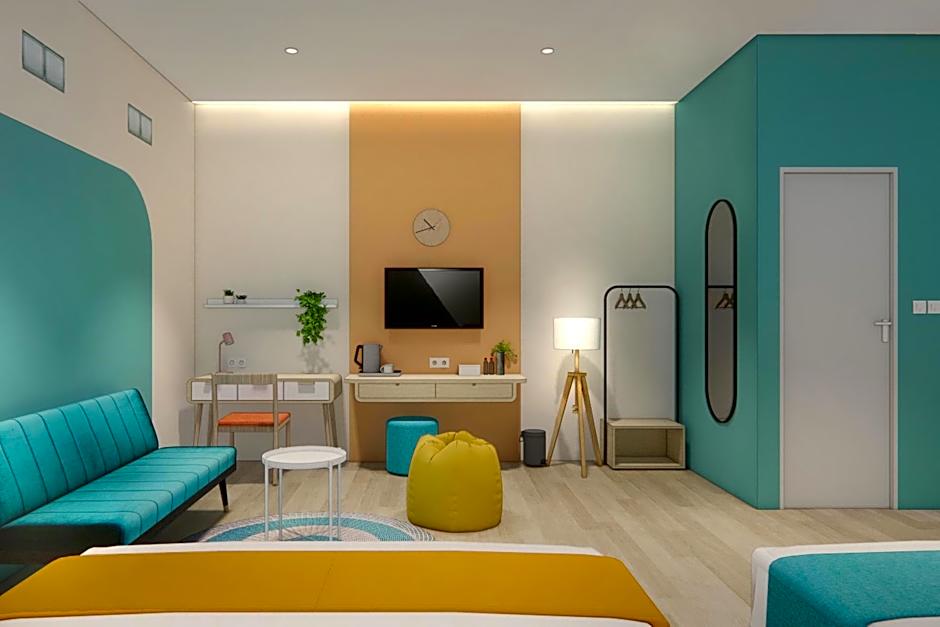 Sans WM Hotel Blitar