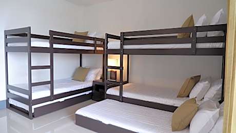 Friends and Family Quadruple Room