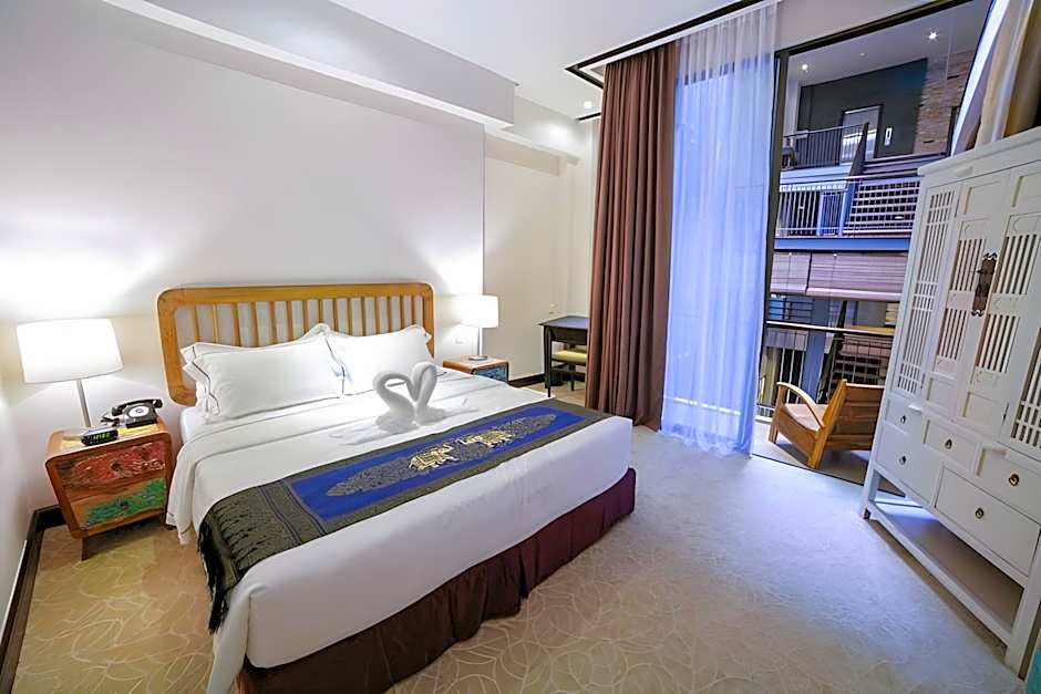 1825 Gallery Hotel