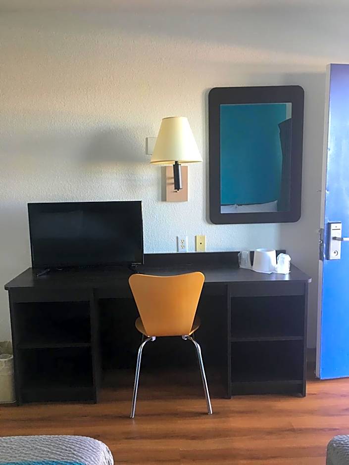 Motel 6-Tucumcari, NM