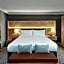 Hilton Cobham