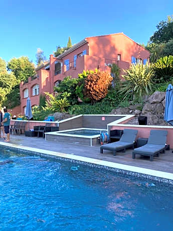 Le Mas de la Verrerie