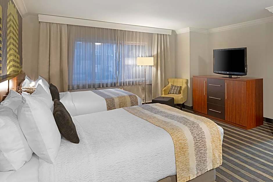 Best Western PLUS Milwaukee West