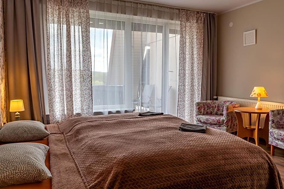 Gościniec Skolimówka Restauracja i pokoje ze śniadaniem na Kaszubach