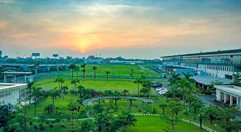 The Jade Dragon hotel