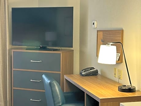 King Studio Suite
