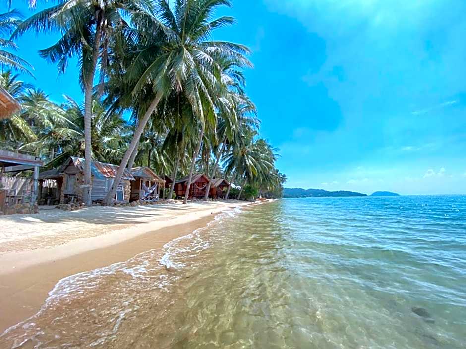 Castaway Beach Bungalows