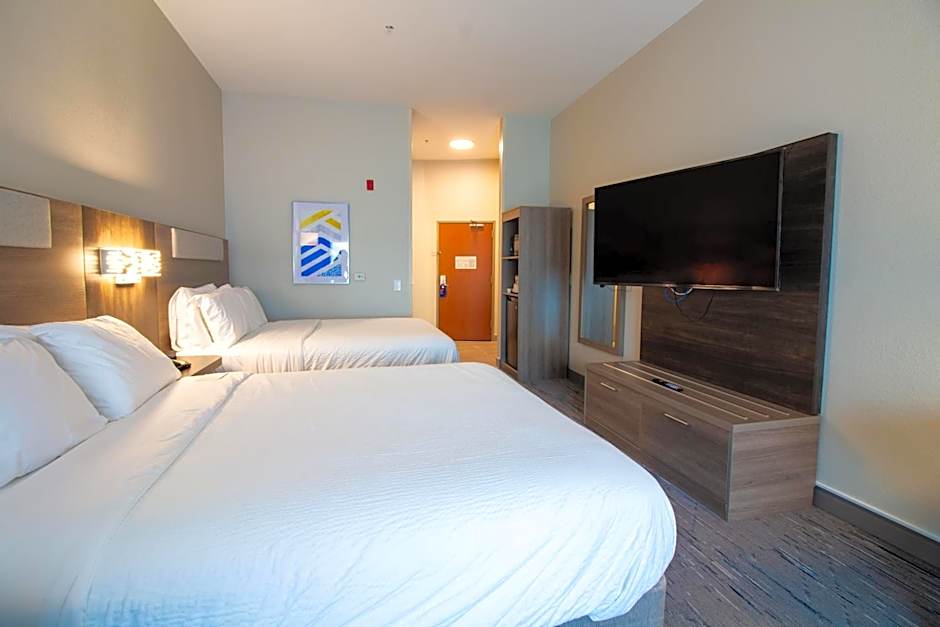 Holiday Inn Express Leland - Wilmington Area By IHG