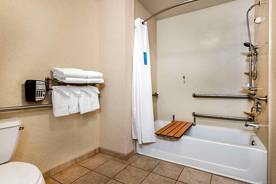 Hampton Inn By Hilton & Suites Sacramento-Elk Grove Laguna I-5