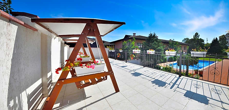 Alekta Hotel - Free Parking