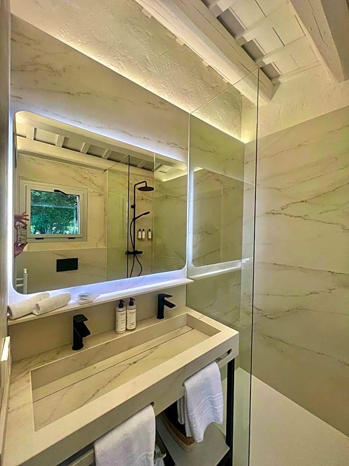 Hotel Aatu - Adults Only