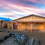 -Pet Friendly- Miners Cabin #5 -Two Double Beds - Private Balcony