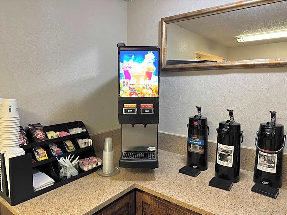 Super 8 by Wyndham Florence OR