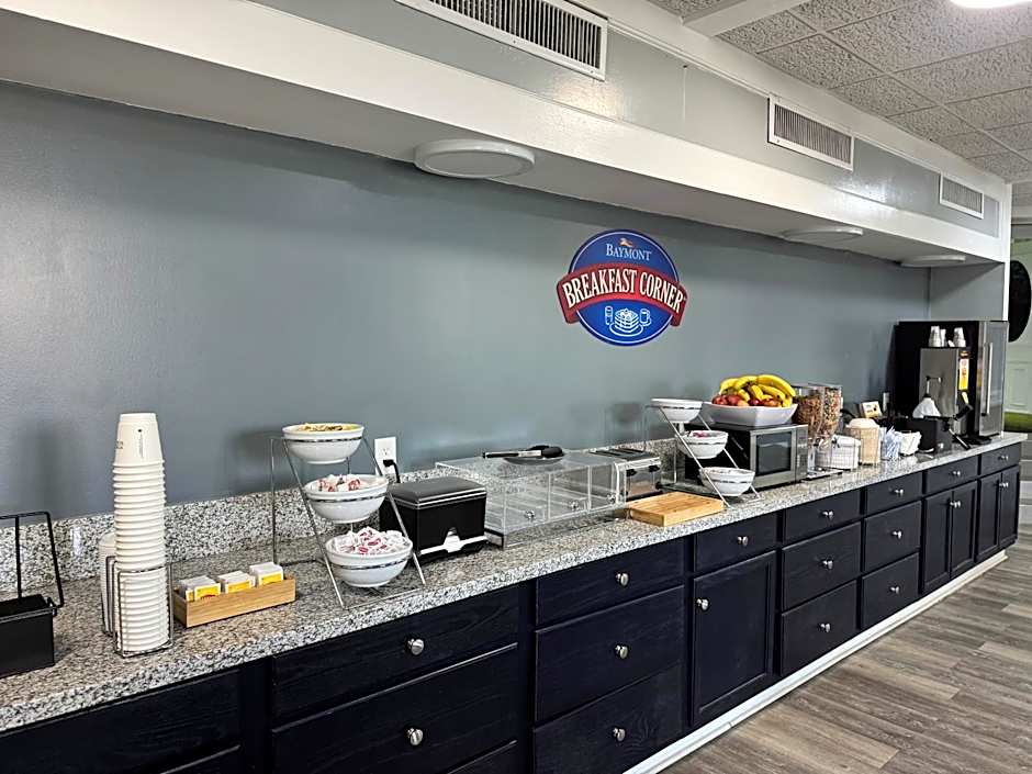 Baymont by Wyndham Montgomery AL