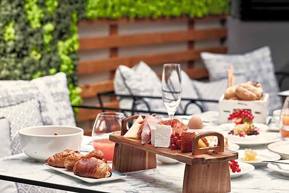 Antigon Urban Chic Hotel - The Leading Hotels of the World