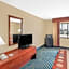 Super 8 by Wyndham Marshalltown