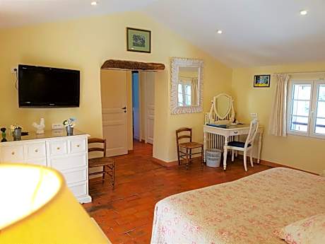 Double or Twin Room with Balcony