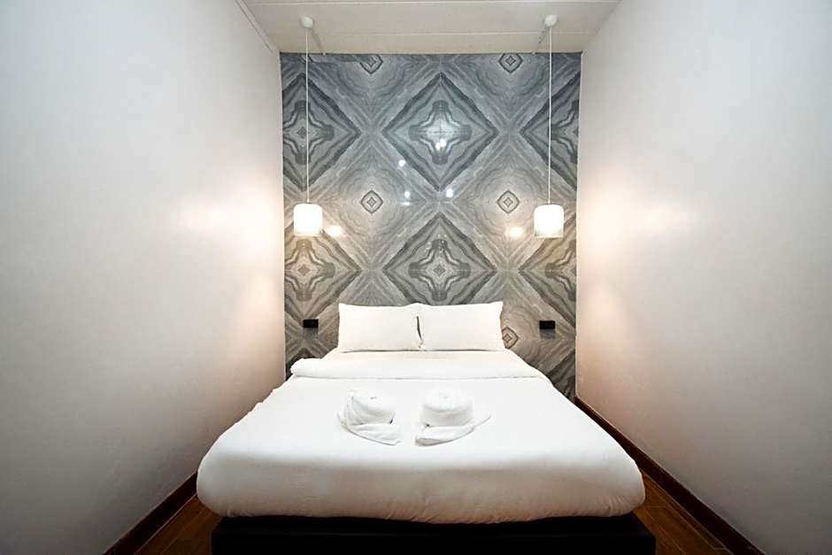 Chillax Khaosok Hostel - SHA Certified