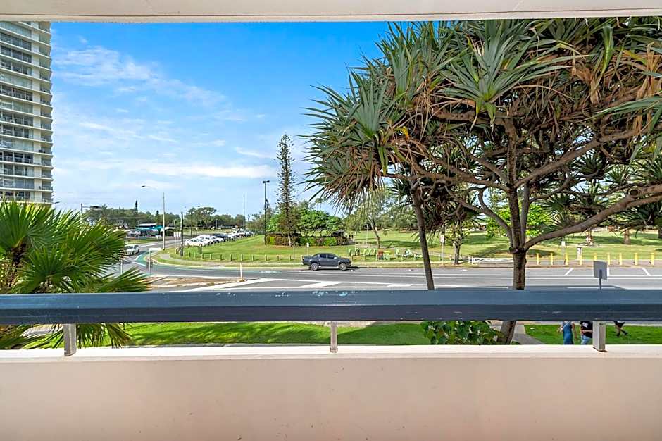 Hi Ho Beach Apartments on Broadbeach